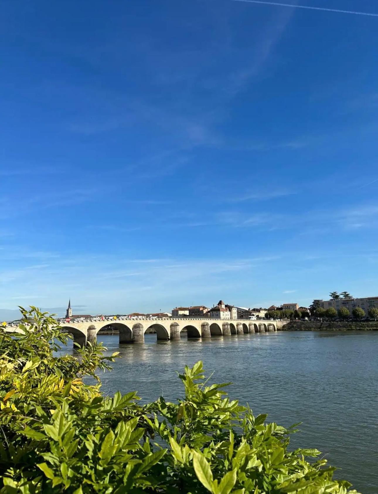 Les Rives De Saone - Balneotherapie Mâcon Esterno foto