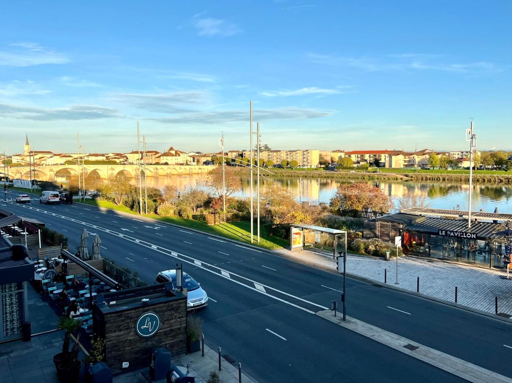 Les Rives De Saone - Balneotherapie Mâcon Esterno foto
